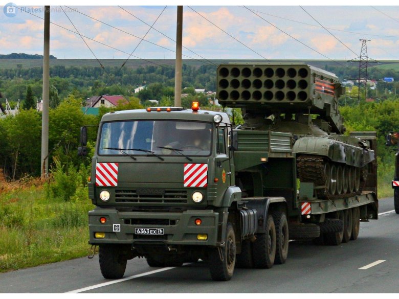 КАМАЗ 65225 армейский