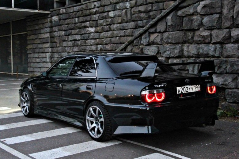 Тойота Чайзер черный