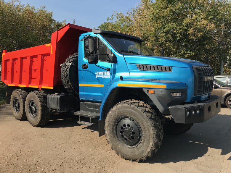 Урал 55571 самосвал