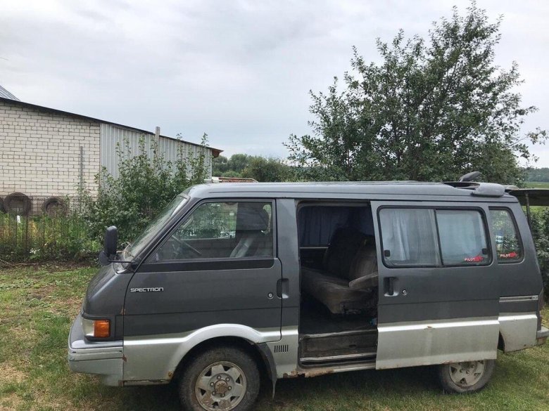 Форд Спектрон 1990