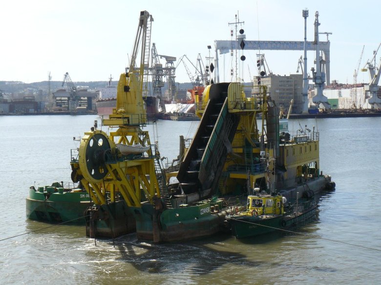 Землечерпалка с прииска