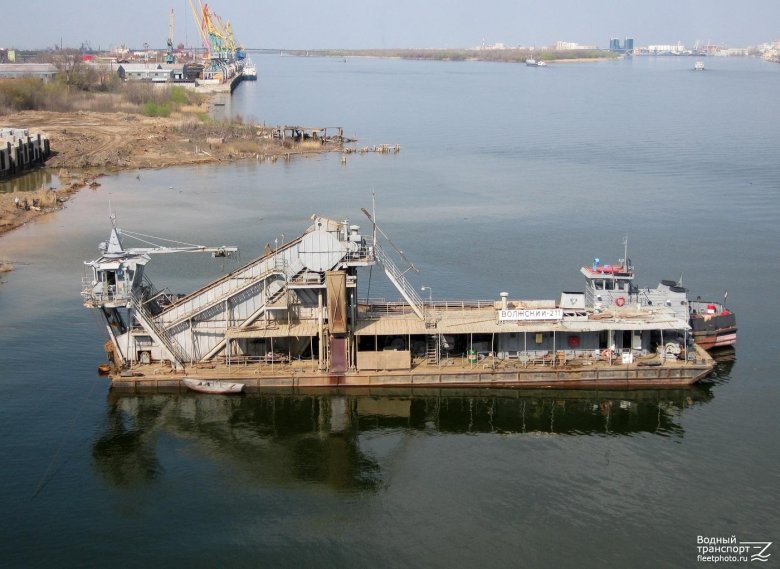 Волжский 601 земснаряд