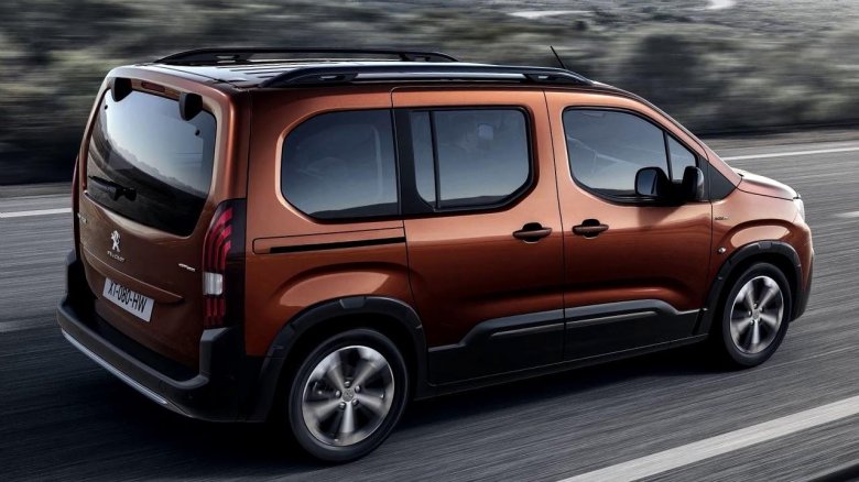 Новый Пежо партнер Рифтер 2018