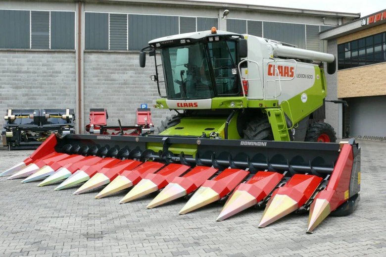 Жатка для уборки кукурузы