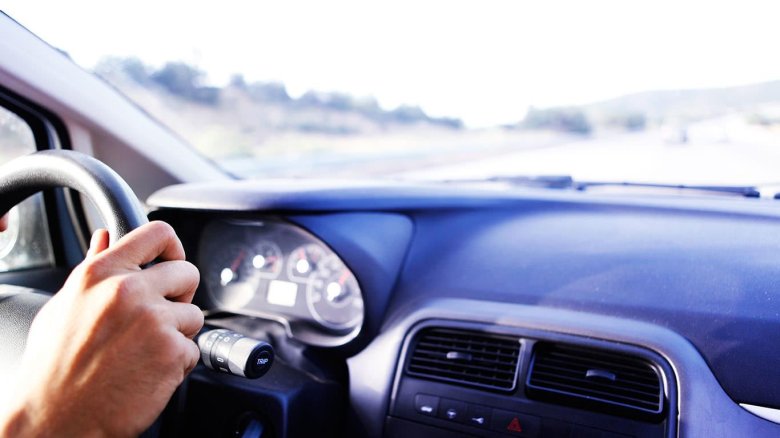 Внутри автомобиля