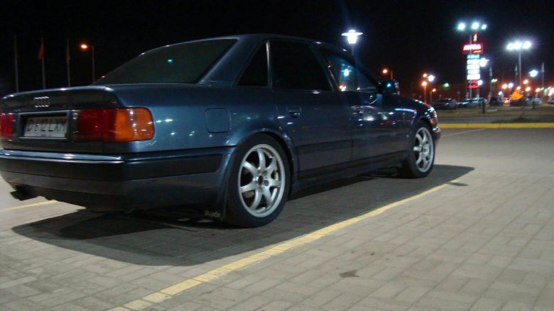 Ауди 100 с4 r18