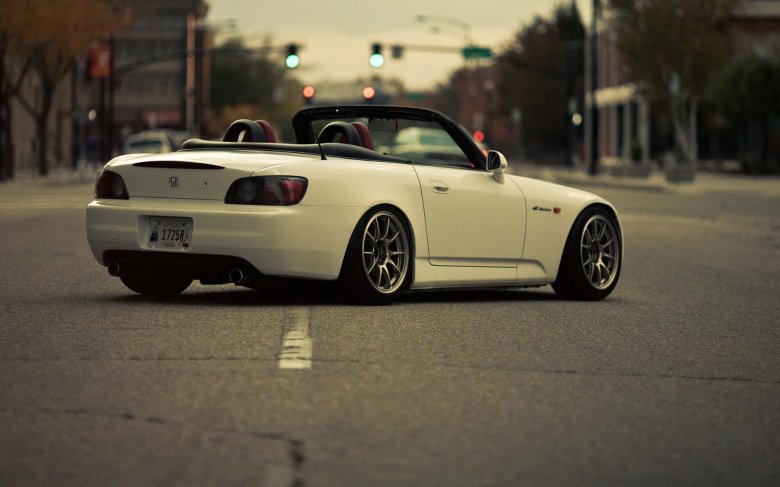 Honda s2000 White