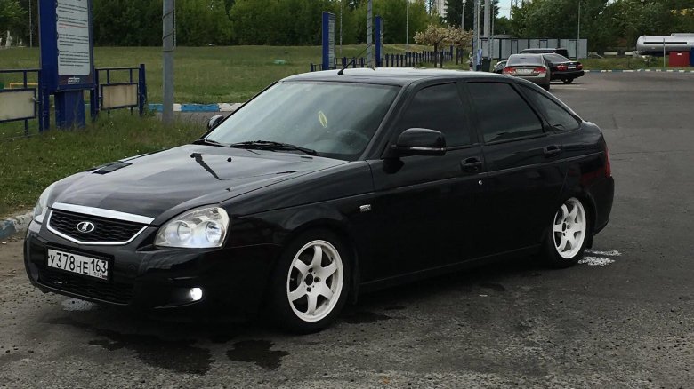 Лада Приора хэтчбек