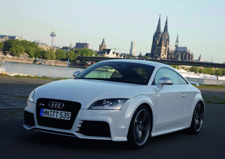Audi TT RS Coupe 2010