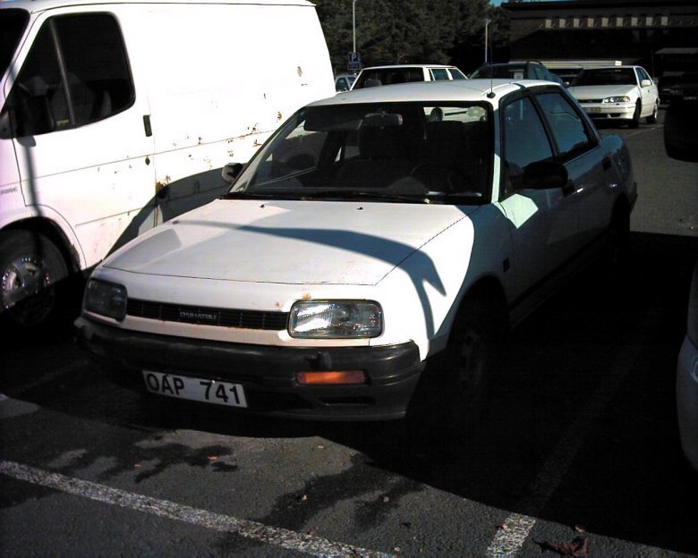 Дайхатсу Апплаус 1990