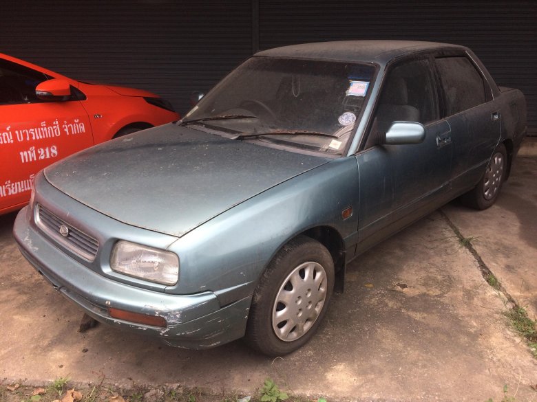 Дайхатсу Апплаус 1995