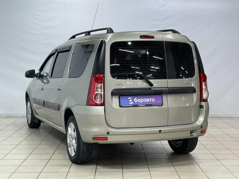 Фото Лада Ларгус на Fresh auto