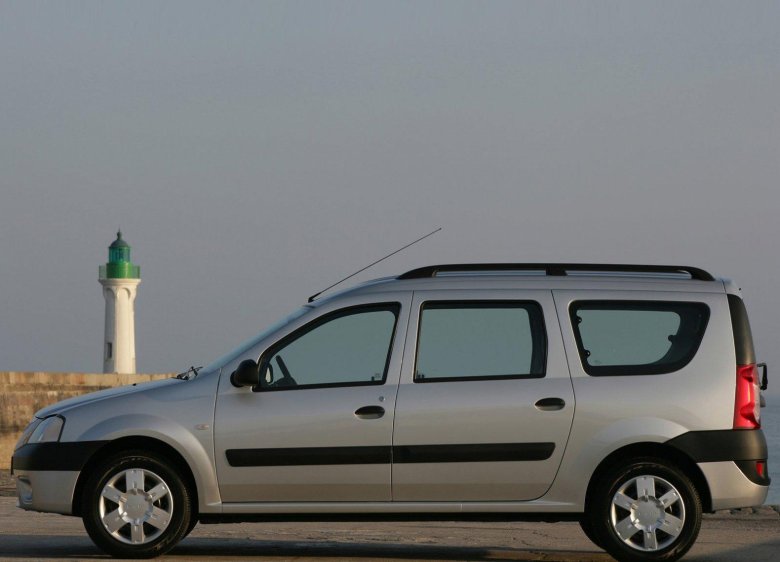 Dacia Logan универсал 2006