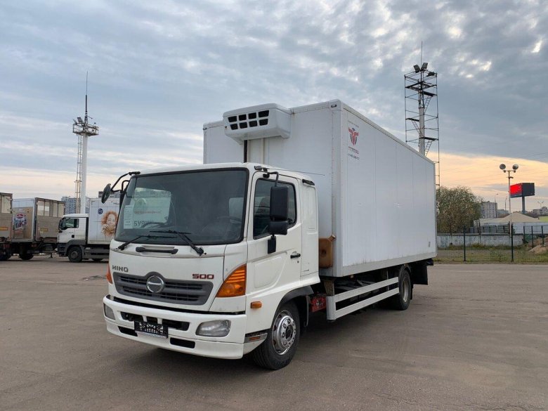 Хино 500