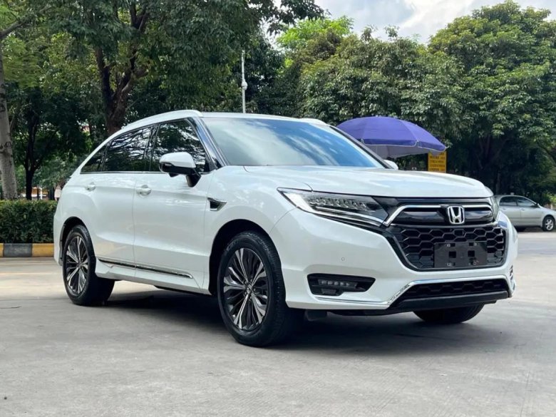 Honda crosstour i рестайлинг