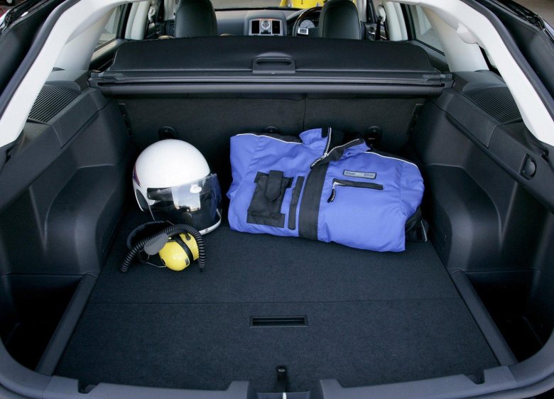 Chrysler 300c Touring багажник