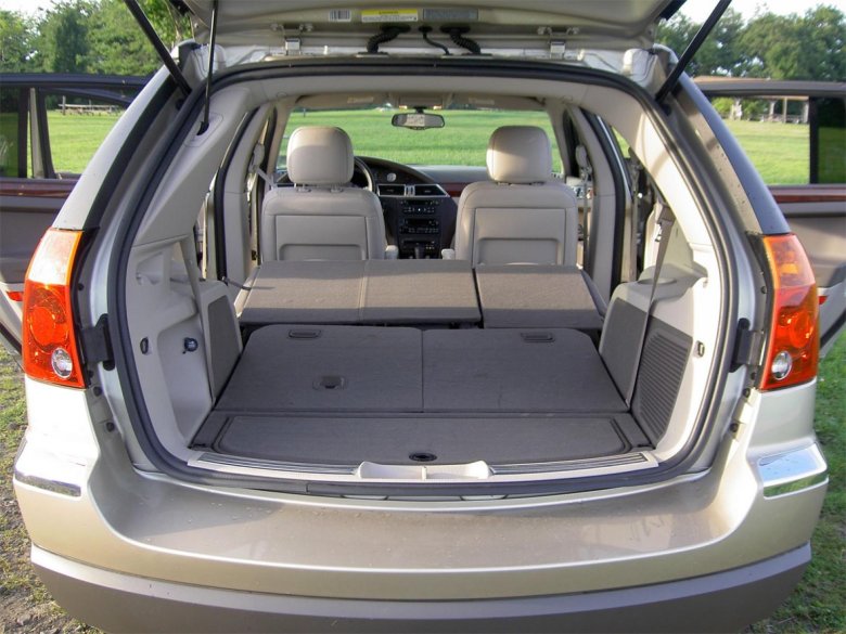 Chrysler Pacifica 2004 багажник