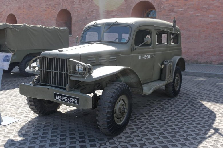 Автомобиль