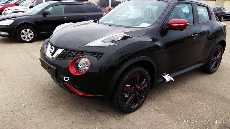 Ниссан Жук 2017 черный