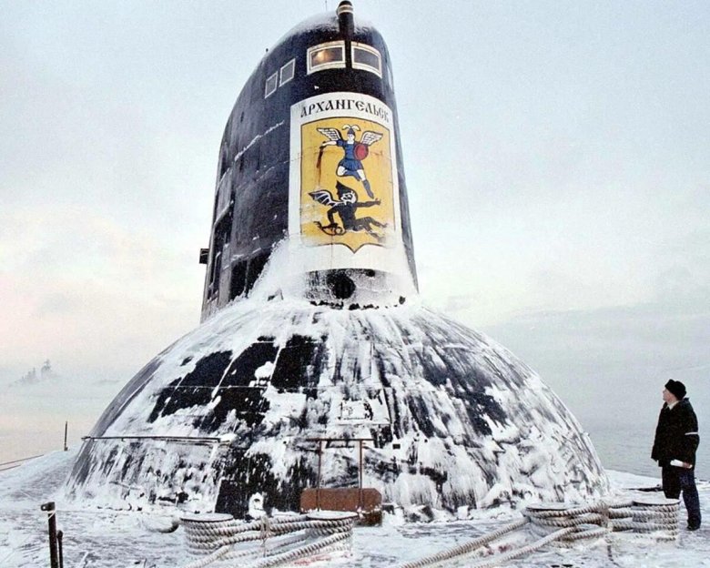 Подводная лодка акула Архангельск