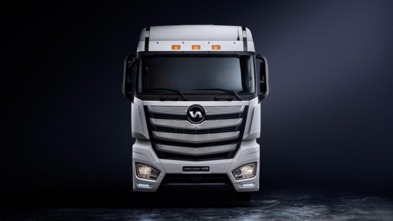 Валдай 45 тягач