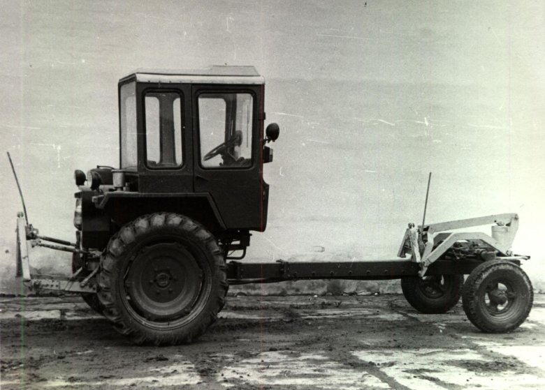 СШ-28 трактор