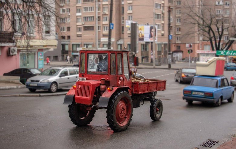 Трактор т 16 самоходное шасси