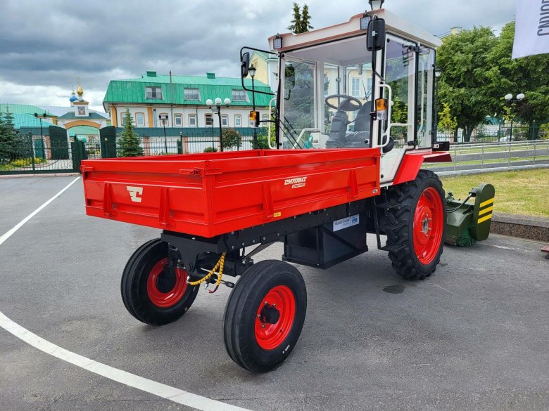 Трактор шассик т-16