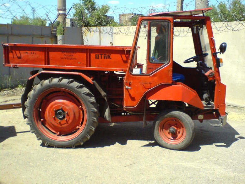 Трактор Таганрожец СШ 75