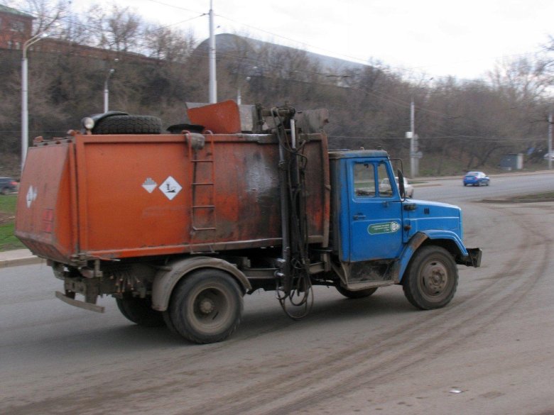 ЗИЛ 4331 мусоровоз