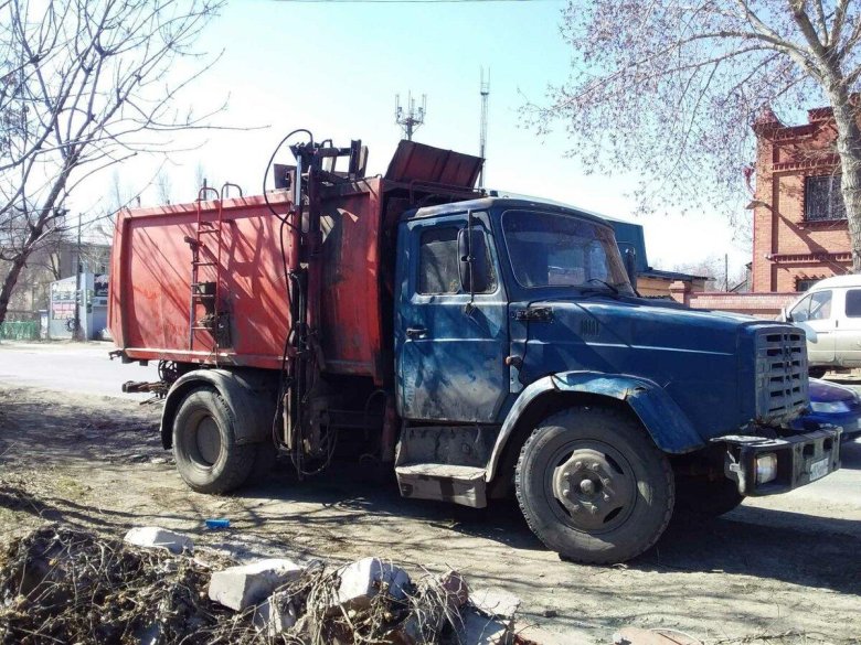 ЗИЛ 4333 мусоровоз