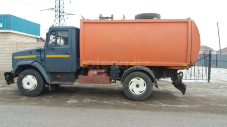 ЗИЛ С боковым отвалом