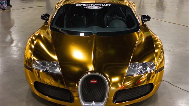 Бугатти Вейрон золотой