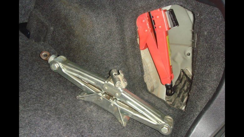 Домкрат для Тойота Королла 150