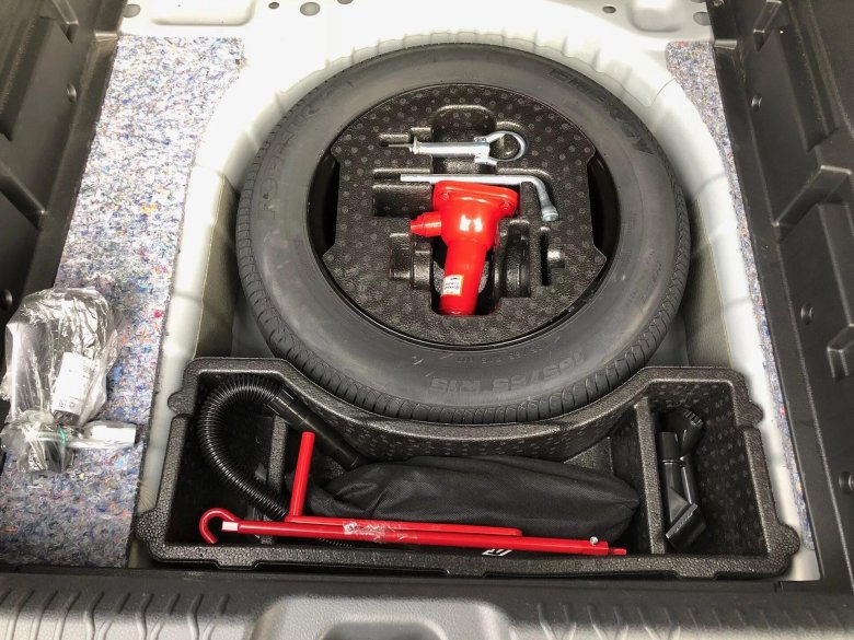 Домкрат Лада Веста