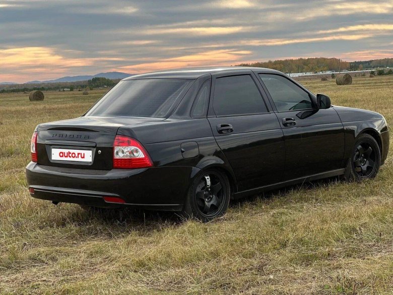 Черная лада приора