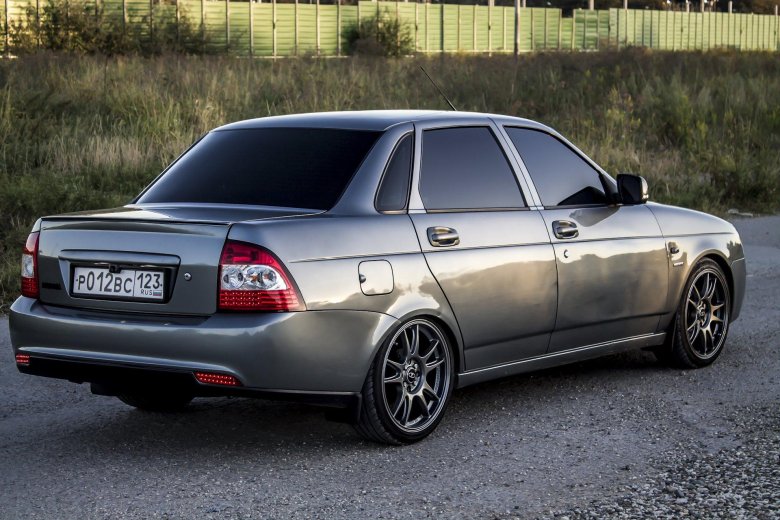 Приора 1 кварц седан