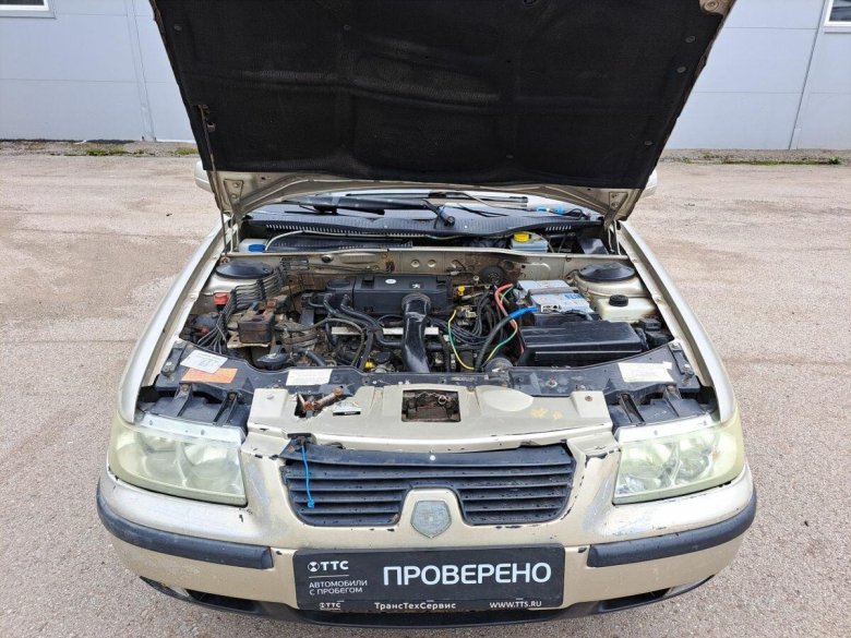 Внутри автомобиля