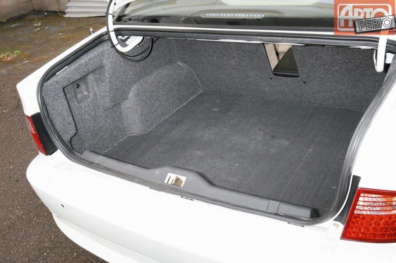 Иран Ходро Саманд багажник