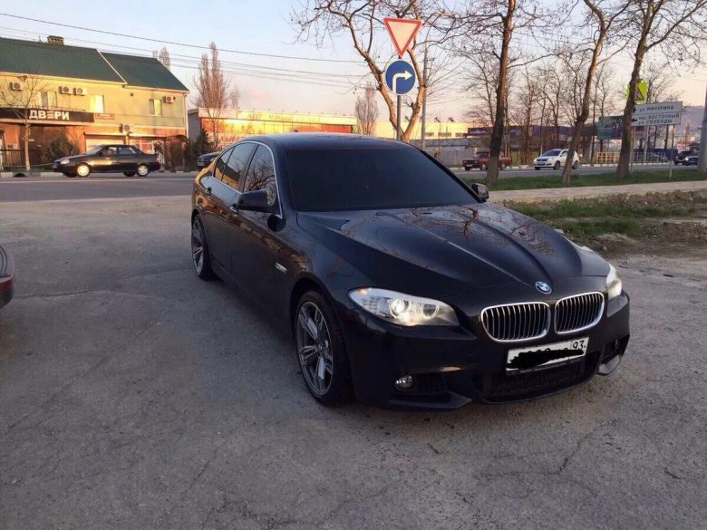 БМВ ф10 черная