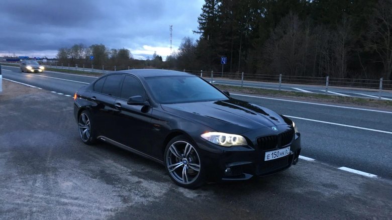 БМВ ф10 черная