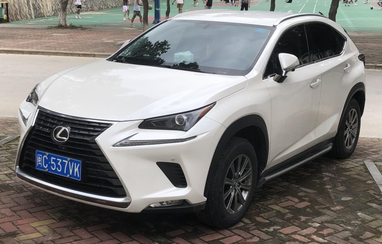 Лексус НХ 200 2019 или Тойота рав 4 2017