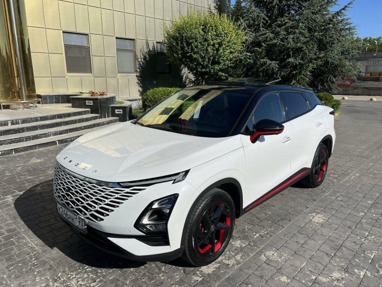 Машина omoda c 5