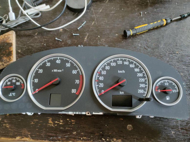 Пересвет приборной панели Опель