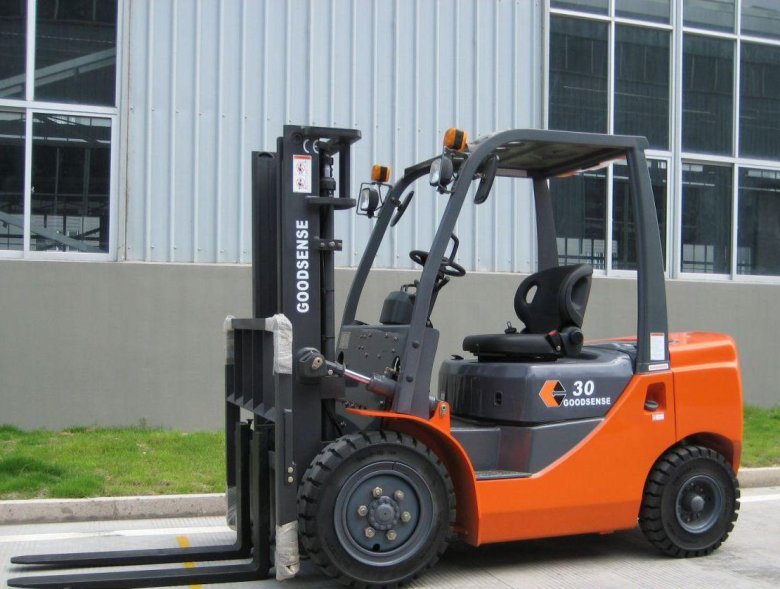 Дизельный вилочный погрузчик GOODSENSE 30