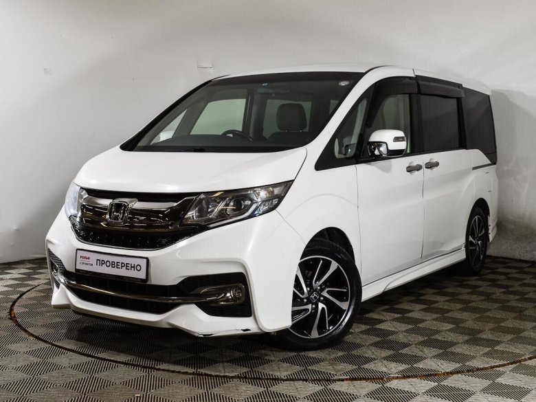 Honda Stepwgn spada 2015