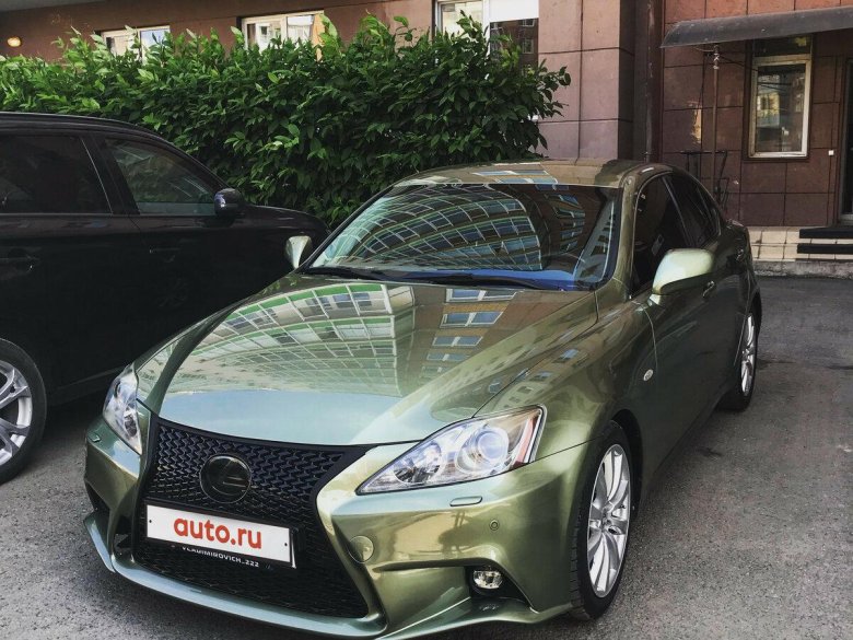 Лексус is 250 2008 зеленый