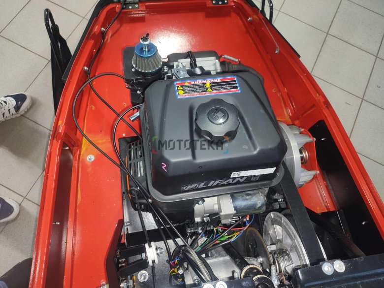 Снегоход Бурлак Азимут 20 л.с