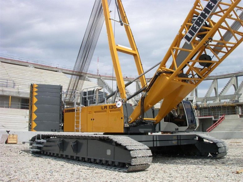 Liebherr LR 1300