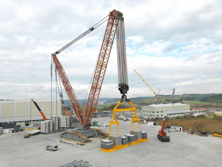 Liebherr LR 13000